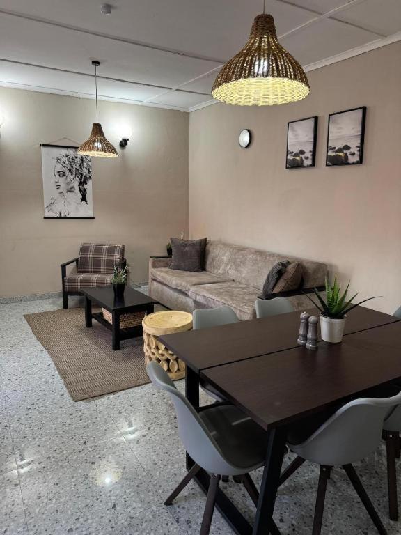 Ibex Hill Apartment- Power Backup ลุซากา ภายนอก รูปภาพ